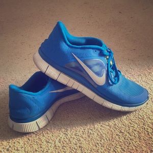 Blue Nike Free Run 3